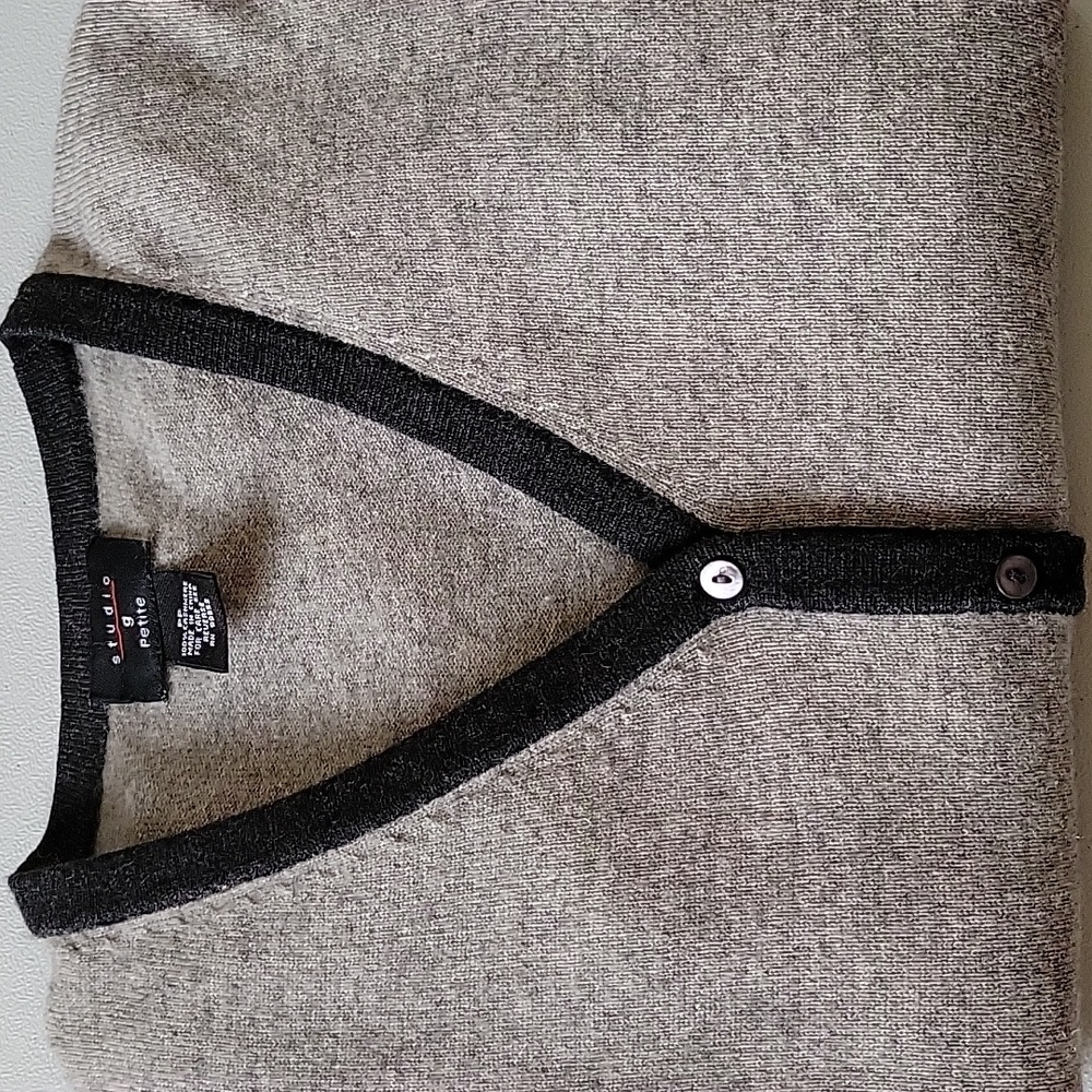 100% Cashere Cardigan
